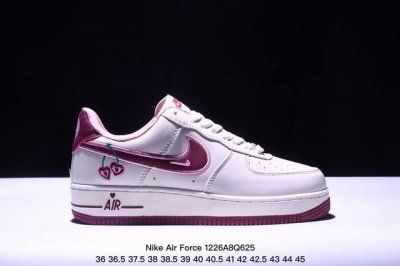 Nike 耐克 男女鞋真标半码制，升级原楦原纸版数据开发版型，采用硬质粒面牛剖皮革鞋面材质，内置全掌air Sole气垫2024龙年专属配色,耐克nike Ai