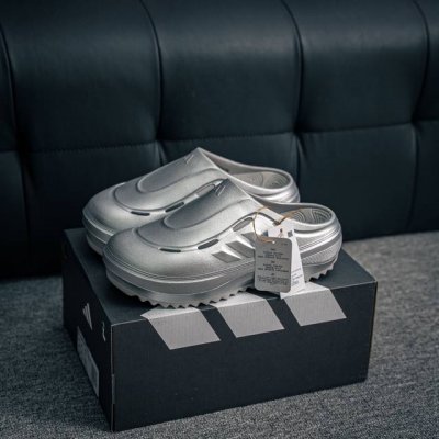 核心私 adidas Ozwave Clog稳定缓震回弹厚底老爹拖鞋 货号 Jr6757 尺码 36 37 37.5 38 38.5 39 40 40.5 41
