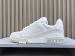 渠道优势 ！ 专柜版 驴牌 Lv Trainer 情侣限定系列 休闲 低帮 时尚板鞋 白牛仔 尺码 38 39 40 41 42 43 44 45 46 男款