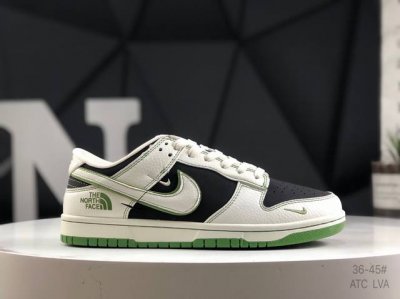 公司级带半码 耐克 Nike Dunk Low 复古板鞋，尽情迈步，彰显个性风采。采用牛柔软皮革鞋面，经久耐穿，塑就如元年款 Dunk 般的复古质感。鞋头透气孔