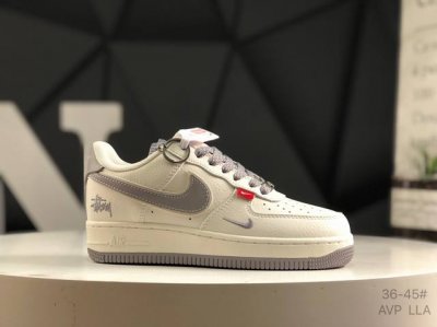 耐克Nike Air Force 1 07空军一号低帮百搭休闲运动板鞋 柔软 弹性十足的缓震性能和出色的中底设计 横跨复古与现代的外型结合 造就出风靡全球三十多
