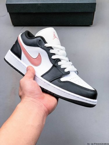 集图 公司级头层！耐克Nike Air Jordan 1 Low Aj1 乔1 低帮潮流运动休闲板鞋。Aj1 低帮拼接 完美版型真头层牛皮# 内置缓震气垫 原鞋