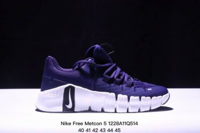 Nike 耐克 Nike Free Metcon 5 训练鞋，在训练中解锁无限可能。 该训练鞋加大前足柔韧灵活性，并以泡绵加固后跟， 有助于在跳跃训练和有氧课程
