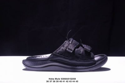 130 Hoka Mule 拖鞋 Hoka One One Ora Recovery Mule 舒适拖鞋 未来潮流 半包头神拖来袭 正确数据工程力学开发 双层轻