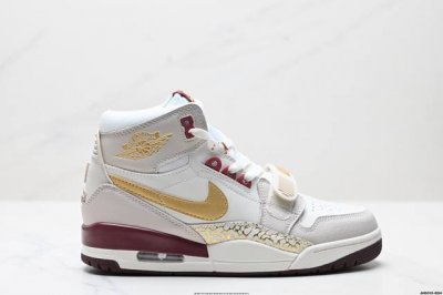 300 公司级三合一最强合体，多种新配色回归耐克Nike Air Jordan Legacy 312 High”White/Grey Fog/Blue/Red“