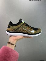 130 耐克Nike Free 4.0超轻网面透气慢跑鞋耐克赤足3.0超轻网面透气慢跑鞋 货号：631053 001 size:如图 编码：329Jdd0320