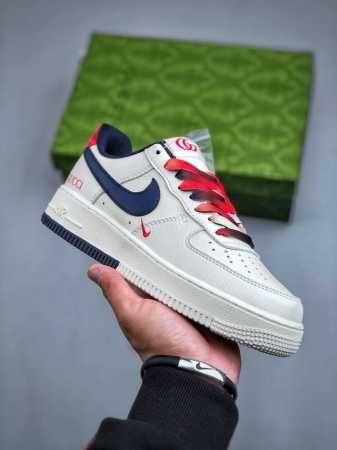 Nike Air Force 1‘07 Low 古驰联名-白蓝 空军一号低帮休闲板鞋 FV8106 361 白蓝色搭配红黑渐变鞋带高级感拉满尺码：36 36.5 - 点击图像关闭