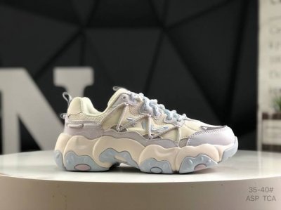 Fila 斐乐 Fluid 5 猫爪5.0 简约舒适 防滑耐磨低帮老爹鞋 货号:F12W522111Fss 尺码:35 36 36.5 37.5 38 38.5
