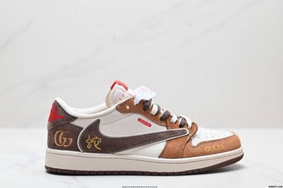 公司级Aj1倒勾Travis Scott X Air Jordan 1 ” Reverse Mocha “ Aj1乔1 Ts 闪电 联名倒钩 低帮文化篮球鞋 完