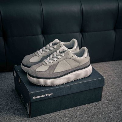 核心私 Onitsuka Tiger鬼塚虎 Delecity 厚底运动 耐磨 低帮 生活休闲鞋 货号：1183B874-020 尺码：36 37 38 39 4