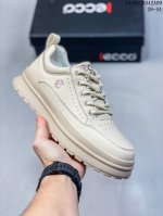 Ecco爱步 广东原版透气 配备原版三件套 防尘纸 高弹大底 全头层牛皮 新款百搭休闲款 纯手工制成 鞋面走线工整 清晰质感 原单品质 拼接运动透气网布 采用e