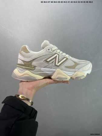 公司级Joe Freshgoods X New Balance Nb9060 联名款 复古休闲运动慢跑鞋 鞋款灵感源自设计师本人对夏日的怀日回忆。鞋面大身由空间 - 点击图像关闭
