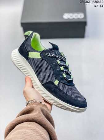 310 Ecco爱步 广东原版透气 配备原版三件套 防尘纸 高弹大底 全头层牛皮 新款百搭休闲款 纯手工制成 鞋面走线工整 清晰质感 原单品质 拼接运动透气网布 - 点击图像关闭
