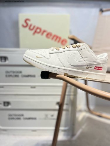 Nike Sb Dunk Low“Supreme联名” 周年高端定制 低帮休闲板鞋 定制鞋盒 超高清洁度 皮料切割干净无任何毛边 细节完美Bb8675 Qd76