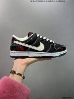 310 公司级Nike Dunk Sb Low 定制Dunk 定制Dunk Sb顾名思义，具有经典的Dunk血缘，又注入了更多的时尚元素。相较于普通的Dunk滑