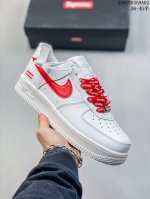 二层皮 耐克 Nike Air Force 1 ’07 空军一号低帮百搭休闲运动板鞋。柔软、弹性十足的缓震性能和出色的中底设计，横跨复古与现代的外型结合，造就出