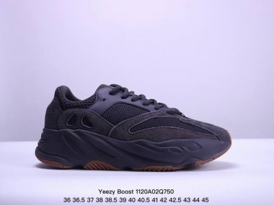 公司级 阿迪达斯 Adidas Yeezy Boost 椰子 700 限量3M休闲运动跑步鞋复古厚底增高老爹鞋。鞋面由皮革和绒面革打造，部分网眼面料的使用提供了
