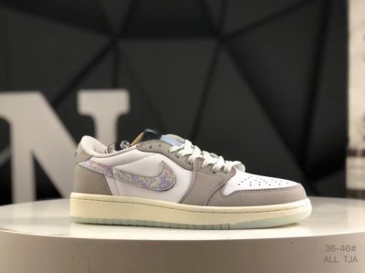 公司级带半码 耐克 Nike Air Jordan 1 Retro Low Og Aj1 乔1 低帮潮流运动休闲板鞋。Aj1 低帮拼接 完美版型真头层牛皮# 内