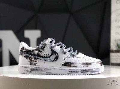 公司级带半码 耐克 Nike Court Vision Low 学院视觉系列休闲运动皮革板鞋 货号：Dh2987-211 尺码：36 36.5 37.5 38