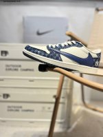 公司级头层皮Mlb X 乔丹Air Jordan 1 Low Aj1低帮系列篮球鞋 官方同步配色 原装级产物 #拒绝公底 立体鞋型 细节完美 高清洁度Dm786
