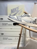 公司级头层皮乔丹Air Jordan 1 Low Aj1低帮系列篮球鞋 官方同步配色 原装级产物 #拒绝公底 立体鞋型 细节完美 高清洁度Hs8068 Aa76