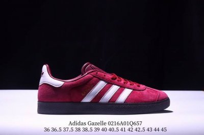 Adidas Gazelle Indoor Trainers 羚羊内训系列低帮复古百搭休闲运动德训风板鞋 Xm0216Q657
