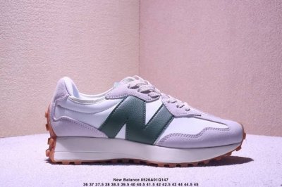 new Balance Ms327 复古休闲运动慢跑鞋 以更纯粹的复古风格设计打造的全新造型 侧身还以解构设计 将 N 字标志以做旧压花样式呈现 官方货号:U3