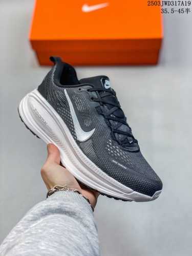 210 nike Vomero 18时尚舒适防滑耐磨低帮休闲跑步鞋男女款 黑色 编码：03Jwd317A19