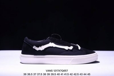 Vans万斯 Sk8Low潮流时尚 耐磨防滑 高帮休闲帆布硫化板鞋 尺码：36-45半 Xm1217Q 7