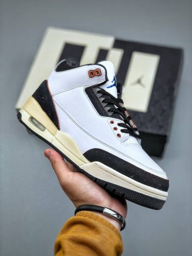 Air Jordan 3 Quai 54 联名白黑 Aj3 乔丹3代 Aj3 乔3 白黑蓝 乔丹篮球鞋系列 以巴黎Quai 54街球锦标赛为灵感的设计，不仅会赋