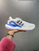 特价Ad Day Jogger 夜行者二代 复古跑鞋原厂材料 原厂大底 私家独模 网布搭配麂皮拼接打造鞋面 极具复古风格鞋头及鞋跟点缀3M反光设计极为亮眼中底采