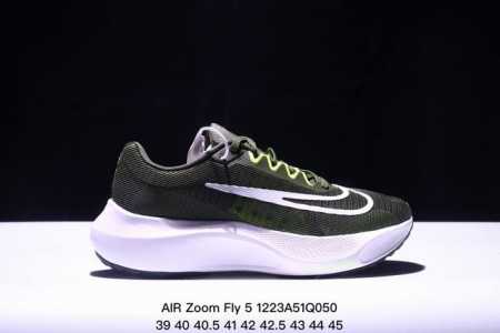 公司级air Zoom Fly 5 超轻跑步鞋织物减震轻盈跑步鞋 公司级 该鞋款专为训练和竞速而生 助力疾速畅跑采用柔软的泡绵缓震配置 结合不易磨损橡胶官方货号 - 点击图像关闭