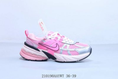 耐克 Nike V2K Run Runtekk 耐克 V2K 低帮系带浸染做旧 网布耐磨透气低邦跑步鞋 210190Aaywt 36-39