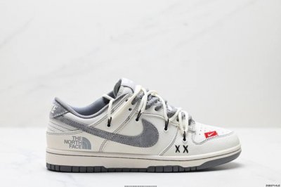 公司级Nk Dunk Low Retro “Diy高端定制” 低帮休闲运动板鞋 原装头层材料 用料绝不含糊 独家版型蒸餾加工帶來的是更好的视觉和脚感体验 清洁度