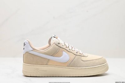 真标nike Air Force 1 Valentine'S Day 空军一号低帮百搭休闲运动板鞋。柔软、弹性十足的缓震性能和出色的中底设计，横跨复古与现代的外