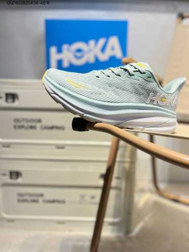 140 hoka One One Bondi 9.0 余文乐同款 新款缓震跑鞋 万众期待的Bondi系列终于迎来了更新，作为Hoka缓震跑鞋的杠把子，Bondi