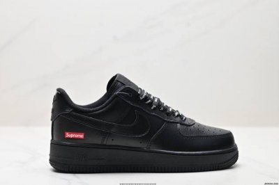 公司级Nike Air Force 1‘07 原楦头原纸板 打造纯正低帮空军版型 专注外贸渠道 全掌内置蜂窝气垫 原盒配件 原厂中底钢印、拉帮完美 货号:Cu9