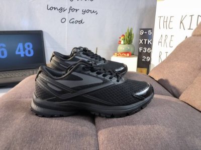 公司级 Brooks布鲁克斯 Glycerin 甘油19运动鞋 缓震慢跑鞋 老爹鞋，注入氮气之后的超凡缓震体验。穿过布鲁克斯的伙伴都知道，布鲁克斯的鞋面已经记不