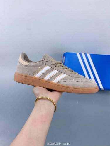 阿迪达斯 Adidas Handball Spezial 低帮三叶草学院风复古休闲板鞋 德训鞋 橡胶底柔软皮革经典运动鞋板鞋 size 如图 编码 K356K0