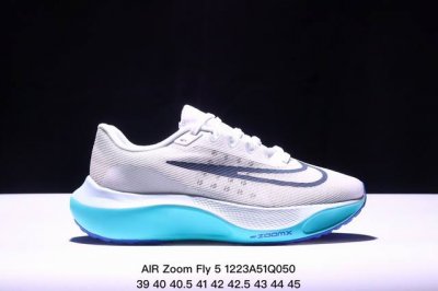 公司级air Zoom Fly 5 超轻跑步鞋织物减震轻盈跑步鞋 公司级 该鞋款专为训练和竞速而生 助力疾速畅跑采用柔软的泡绵缓震配置 结合不易磨损橡胶官方货号