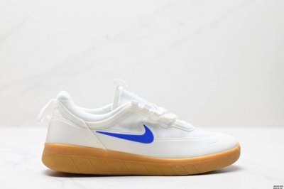 真标Nike 耐克夏季新款Sb Nyjah Free 2男低帮板鞋 男滑板鞋焕新升级前代设计，彰显出众魅力。设计灵感源自经典 Nike Air Zoom Spi