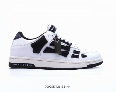 Amiri 21Ss Skel-Top 骨头低帮 头层牛皮鞋面+高密度透气网布 鞋帮侧面骨头采用两张牛皮贴合处理 立体感更好 皮料切口均油边处理，编码7002M