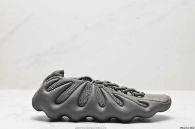 公司级阿迪达斯 Adidas Yeezy 450 侃爷椰子 贾斯丁比伯同款 编织袜套鞋 该系列搭配夸张的锯齿中底设计 独特的上翻结构十分符合各路球鞋玩家给他的爱