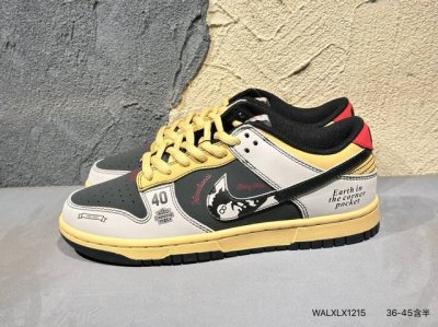 新品上市实拍 耐克Nike Dunk Low 板鞋 Sb系列 经典百搭休闲运动板鞋加厚鞋舌的填充，使舒适性大大提升，同时也更方便穿脱中底部分则加入了脚感柔软舒适