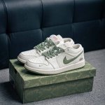 260 核心私 Air Jordan 1 乔丹篮球鞋男女运动鞋潮流板鞋 货号：Dm5688 103 尺码：36 36.5 37.5 38 38.5 39 40
