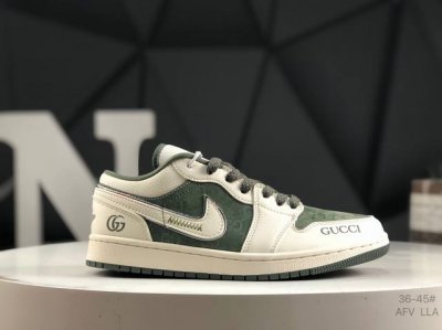 公司级带半码Gucci X Air Jordan 1 Low 此款主张打破传统的工业化流水线设计限制，以Made By Ideas的超级创意为理念，集结众多潮流
