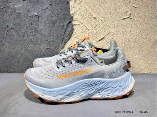 200 New Balance 新百伦Nb Fresh Foam X More V3 Tds 缓震跑步鞋 #采用一体式工程网眼鞋面及热熔Logo细节 #中底嵌入