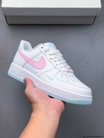 原楦数据纸版，采用硬质优质皮革鞋面材质，内置全掌Air Sole气垫。耐克 Nike Air Force 1 Low 空军一号低帮百搭休闲运动板鞋 041948