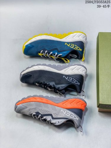 公司级 科恩 Keen Jasper Rocks Sp 舒适休闲 防滑 低帮 登山鞋 男款 卡Keen 系列上脚也太好看啦！随便怎么搭都很适配 颜色搭配爱了#K