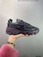 230 公司级新百伦New Balance 1000 系列低帮复古老爹风休闲运动跑步鞋 new Balance 在不同配色上其鞋面材质呈现不同感觉，无论是运动风